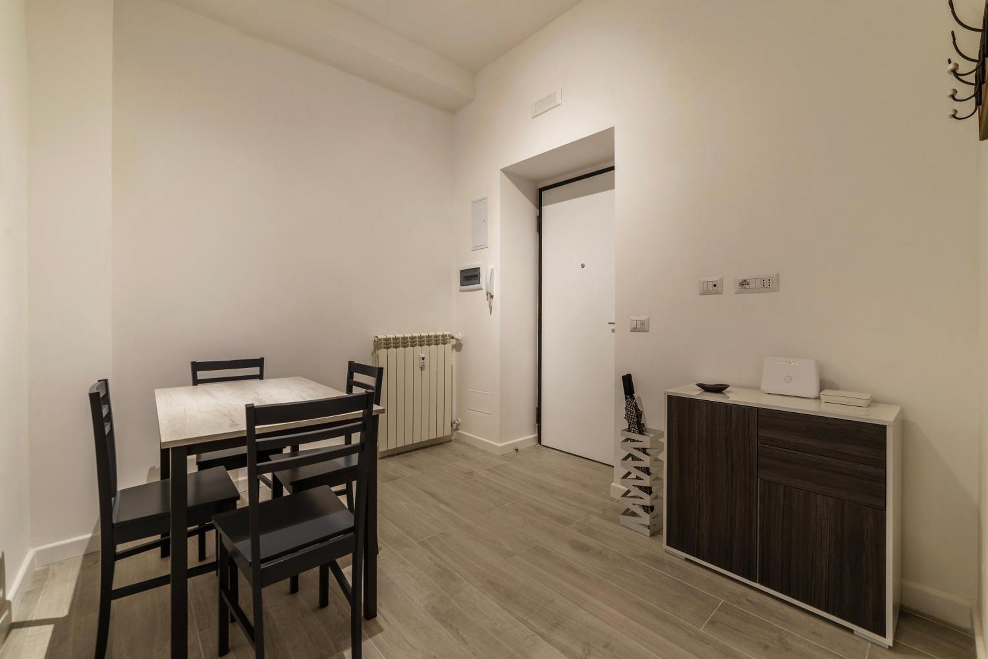 Terme Di Traiano Apartment - 10 Min Dal Colosseo Roma Exterior foto